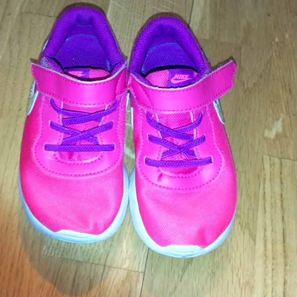 Nike shoes
